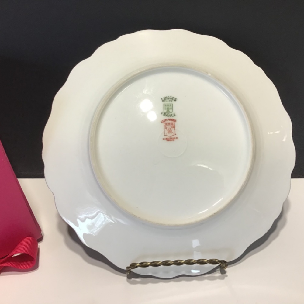 Limoges Pink Roses Plate - Picture 3 of 8